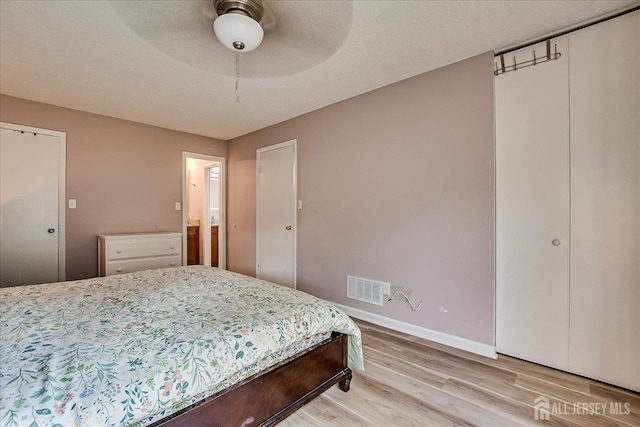 19 Carriage Pl, Edison, NJ 08820 - bedroom featuring light wood-style flooring and a ceiling fan