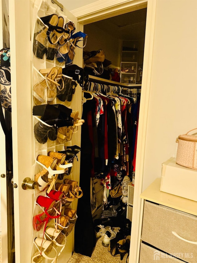 45 Marina View Dr, Sewaren, NJ 07077 - view of walk in closet