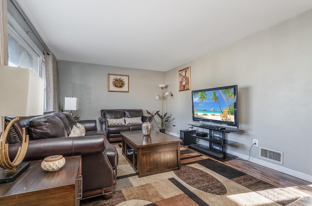 1565 W 6th St, Piscataway, NJ 08854 - living room with light wood-type flooring and baseboards