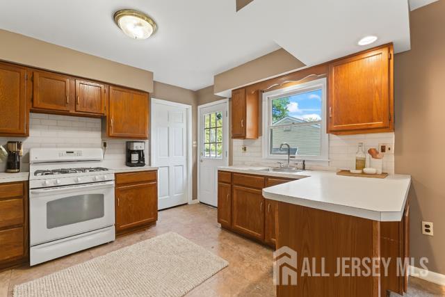76 9th St, Middletown, NJ 07718 - photo 7