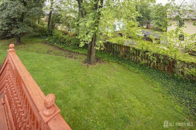 114 Redwood Ave, Edison, NJ 08817 - view of yard