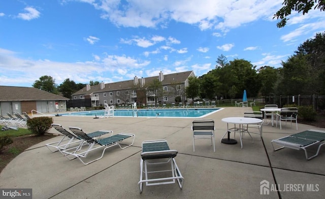 8407 Tamarron Dr, Plainsboro, NJ 08536 - photo 2