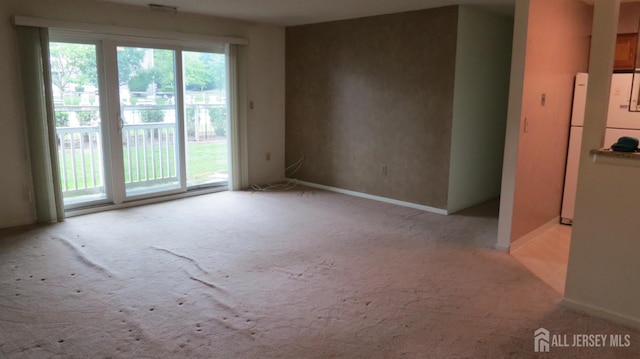 8407 Tamarron Dr, Plainsboro, NJ 08536 - photo 4