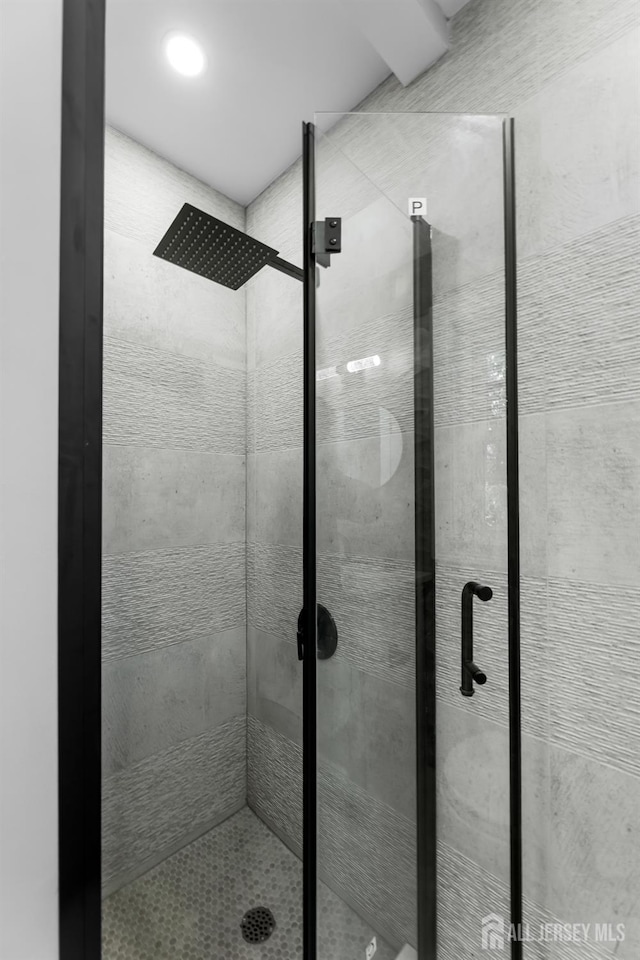 4 Arden Rd, Old Bridge, NJ 08857 - bathroom with a stall shower