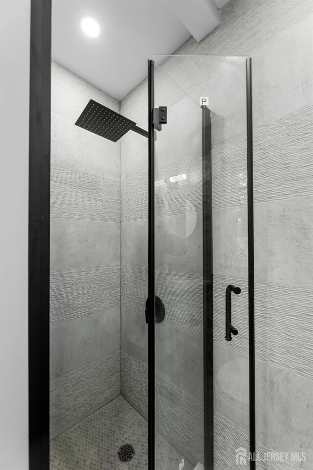 4 Arden Rd, Old Bridge, NJ 08857 - bathroom with a stall shower