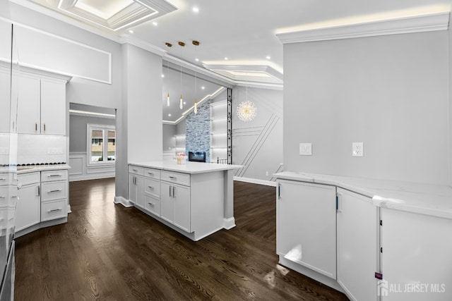 4 Arden Rd, Old Bridge, NJ 08857 - kitchen featuring crown molding, white cabinetry, recessed lighting, dark wood-style floors, and hanging light fixtures