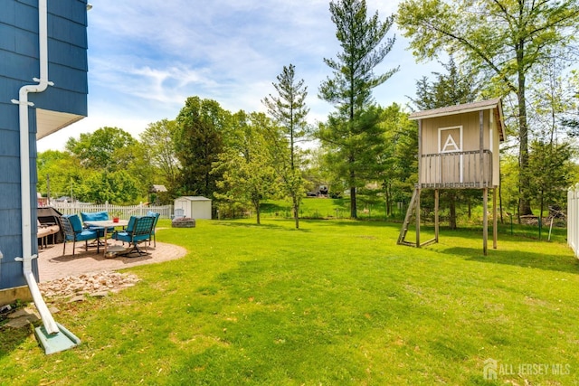 24 Christopher Ave, South Brunswick, NJ 08824 - view of yard with a patio area
