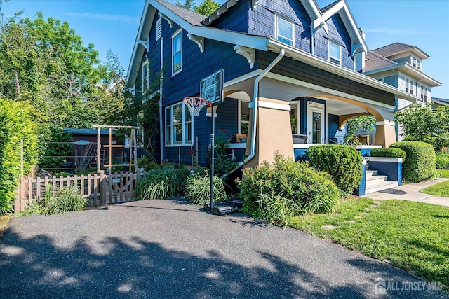 227 Lawrence Ave, Highland Park, NJ 08904 - view of side of property featuring a porch