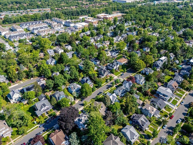 227 Lawrence Ave, Highland Park, NJ 08904 - aerial view of property and surrounding area featuring nearby suburban area