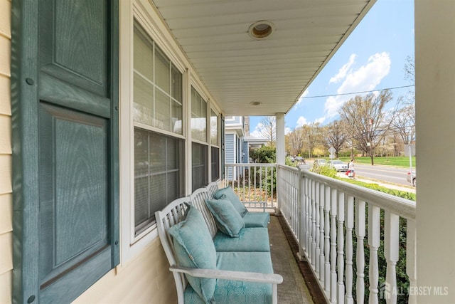 286 Easton Ave, New Brunswick, NJ 08901 - view of porch
