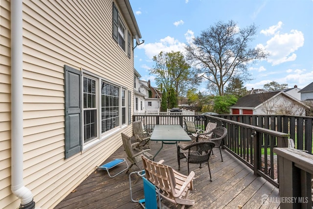 286 Easton Ave, New Brunswick, NJ 08901 - deck with outdoor dining area