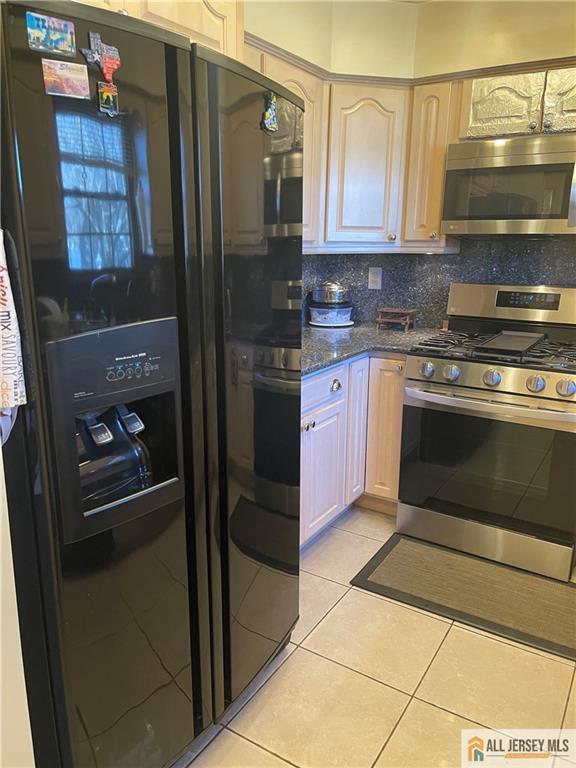25 Driscoll Ct, North Brunswick, NJ 08902 - photo 3