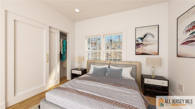 180 River Rd, Monroe, NJ 08831 - bedroom featuring wood finished floors and recessed lighting