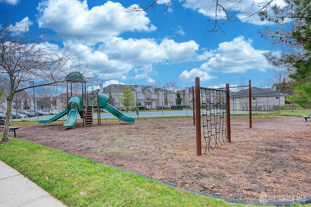 179 Sunshine Dr, Piscataway, NJ 08854 - community jungle gym with a residential view