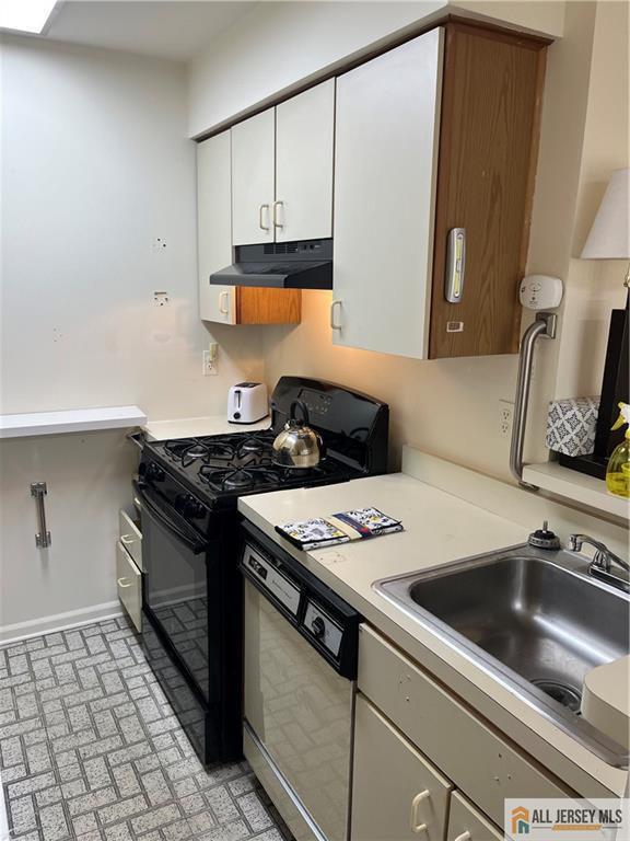 112 Longfield Ct Unit 112, East Brunswick, NJ 08816 - photo 3