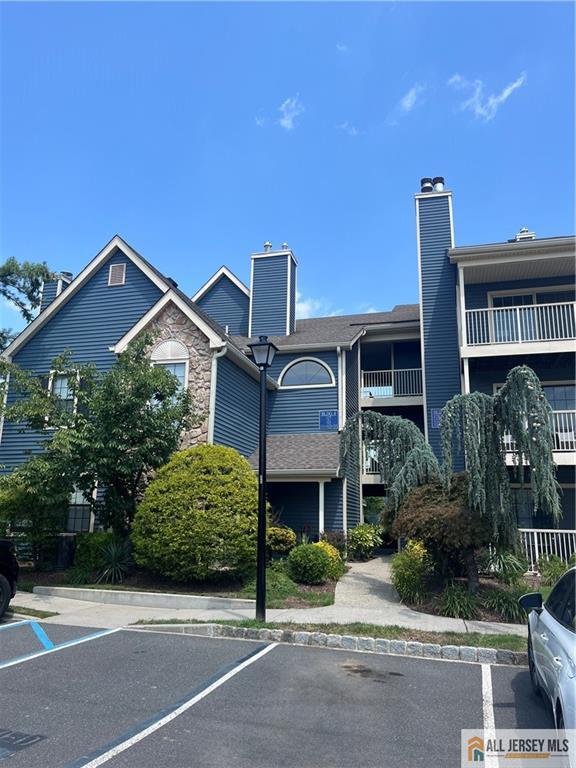 112 Longfield Ct Unit 112, East Brunswick, NJ 08816 - photo 1