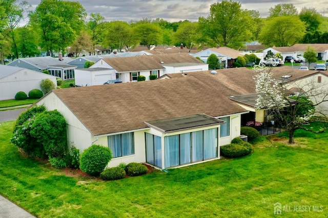 birds eye view of property featuring a residential view