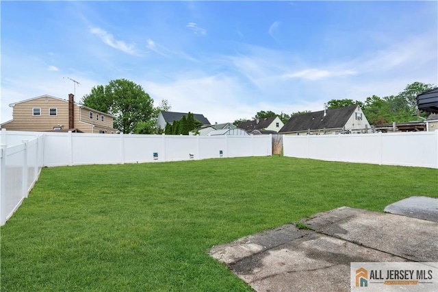 1092 Woodruff St, Iselin, NJ 08830 - view of yard