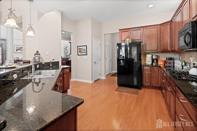 4 Bellingham Dr, South Brunswick, NJ 08824 - photo 26