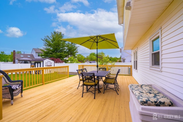 5 Wetherhill Way S, Brunswick, NJ 08810 - wooden deck with outdoor dining space