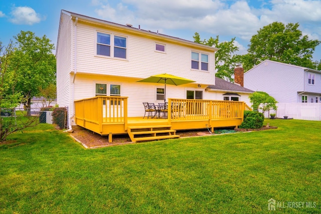5 Wetherhill Way S, Brunswick, NJ 08810 - rear view of house with a wooden deck