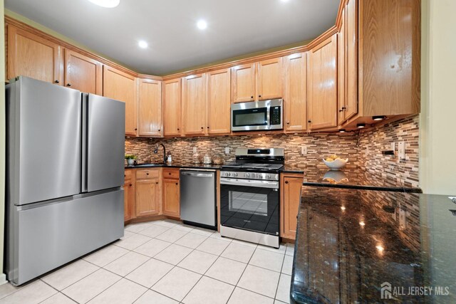 36 E Burgess Dr, Piscataway, NJ 08854 - photo 16