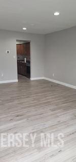 69 Redbud Rd, Piscataway, NJ 08854 - photo 13