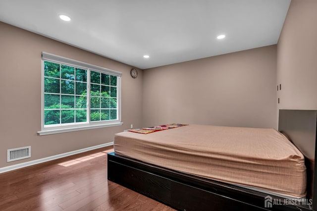230 New Rd, South Brunswick, NJ 08852 - bedroom featuring wood finished floors and recessed lighting