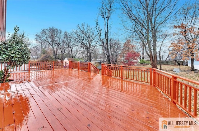 440 E Ave, Sewaren, NJ 07077 - view of wooden deck