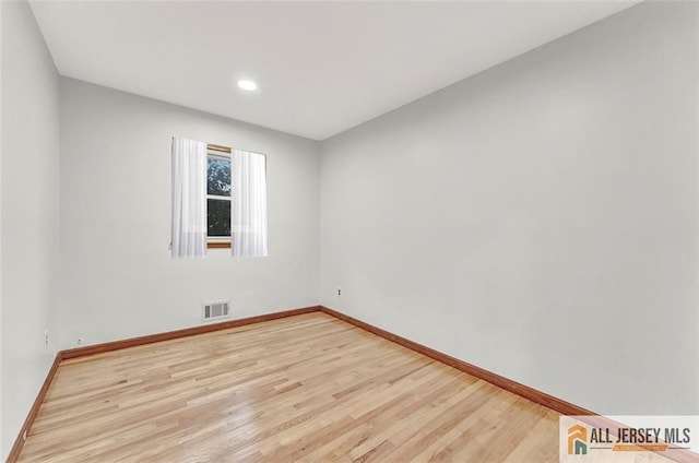 440 E Ave, Sewaren, NJ 07077 - unfurnished room featuring light wood-type flooring and recessed lighting