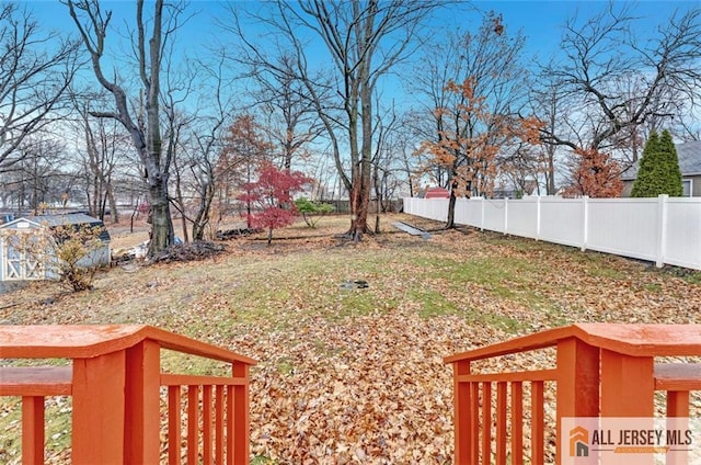 440 E Ave, Sewaren, NJ 07077 - view of yard
