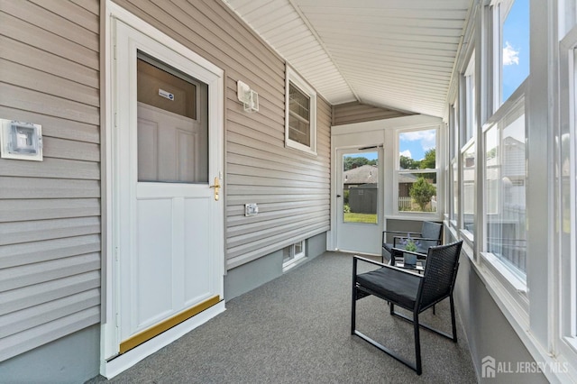 226 Schussler St, Sayreville, NJ 08879 - sunroom / solarium with lofted ceiling