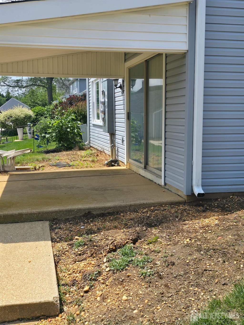 8 Sussex Way Unit A, Monroe, NJ 08831 - property entrance