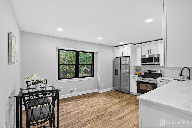 5902 N Oaks Blvd N, North Brunswick, NJ 08902 - photo 3