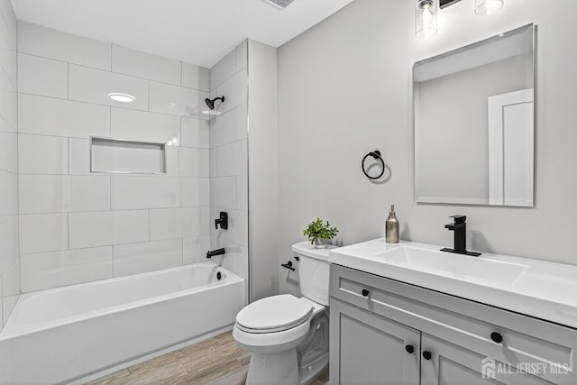 5902 N Oaks Blvd N, North Brunswick, NJ 08902 - photo 17