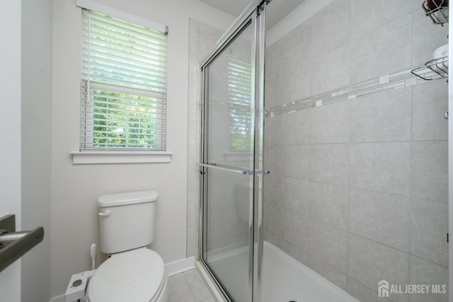 45 Athens Way, Aberdeen, NJ 07721 - bathroom with tiled shower and toilet