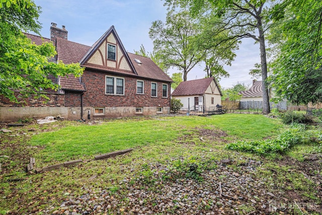 425 Grove Ave, Metuchen, NJ 08840 - rear view of house with a chimney