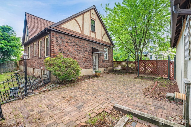 425 Grove Ave, Metuchen, NJ 08840 - fenced backyard featuring a patio