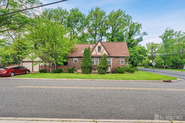 425 Grove Ave, Metuchen, NJ 08840 - view of english style home