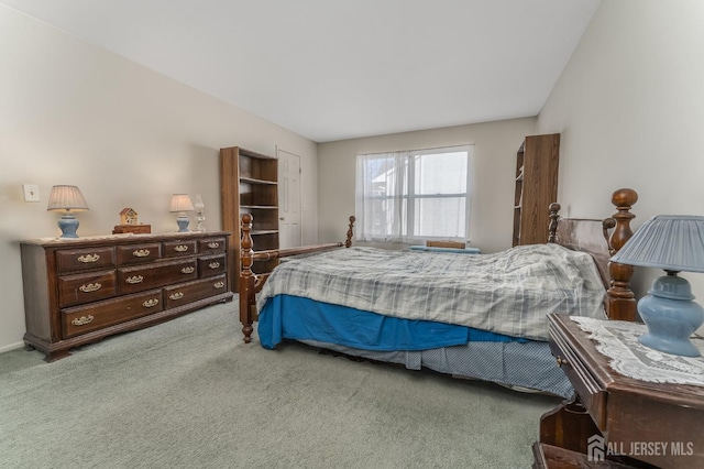 bedroom featuring carpet floors