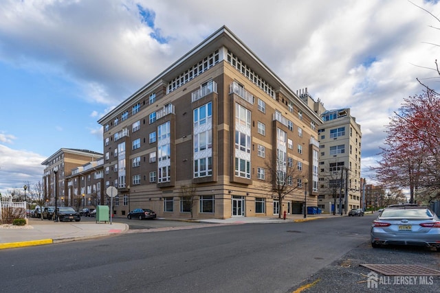 358 Rector St Unit 406, Perth Amboy, NJ 08861 - view of building exterior