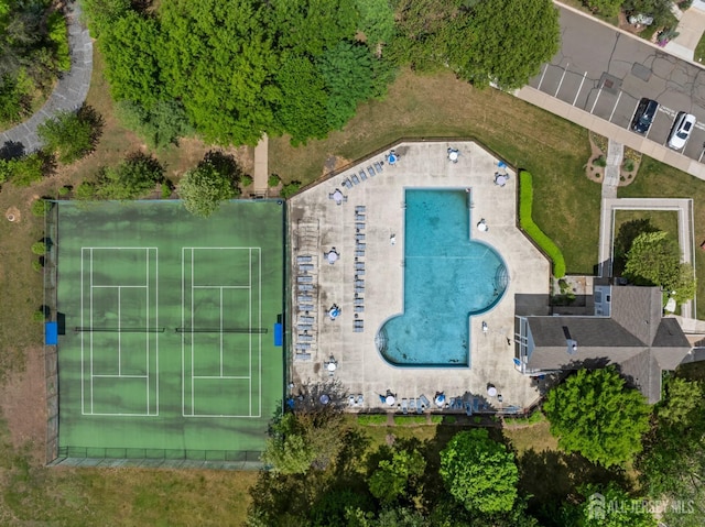 297 Kraemer Ct, East Brunswick, NJ 08816 - drone / aerial view of a pool area