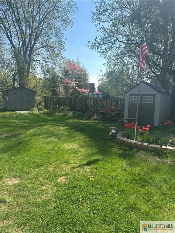 56 Harvey Cir E, Brunswick, NJ 08816 - view of yard with a shed