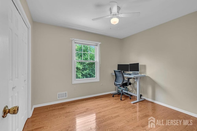 51 Sturbridge Dr, Piscataway, NJ 08854 - photo 32