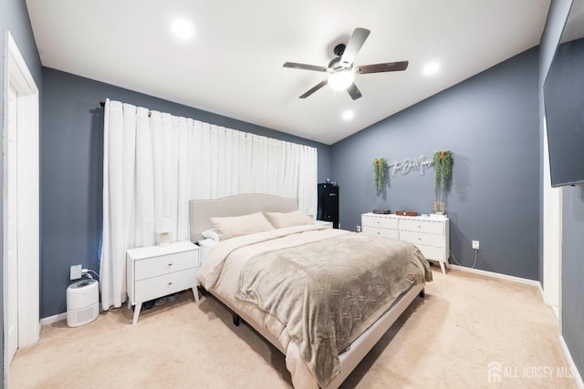 bedroom featuring recessed lighting, baseboards, a ceiling fan, and light colored carpet