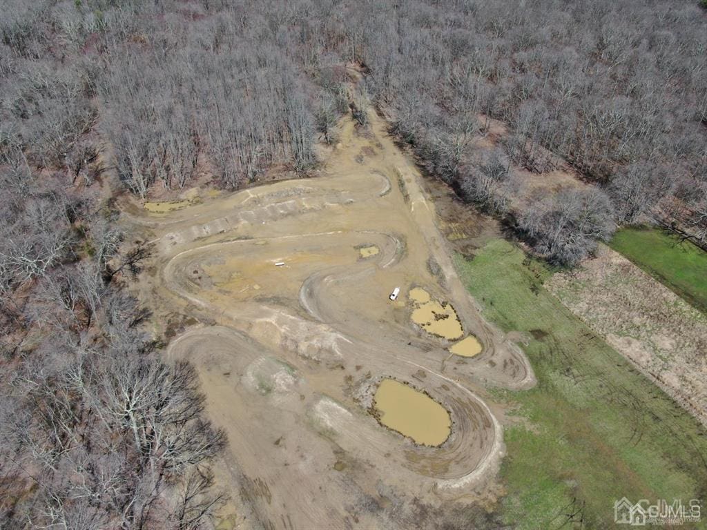 533 Texas Rd, Old Bridge, NJ 08857