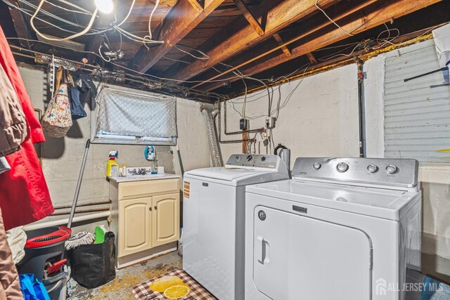 305 Penfield Pl, Dunellen, NJ 08812 - photo 35