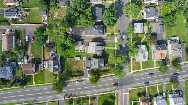 305 Penfield Pl, Dunellen, NJ 08812 - aerial view of property and surrounding area with nearby suburban area