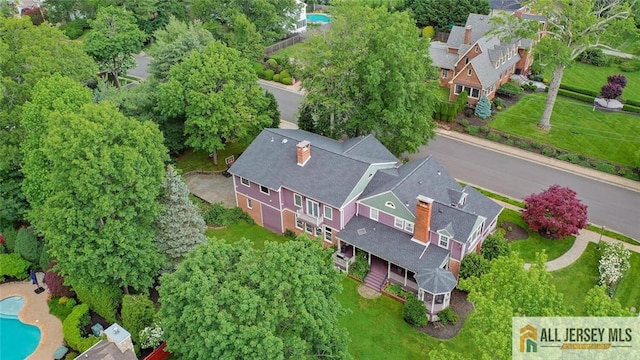 241 E Chestnut Ave, Metuchen, NJ 08840 - bird's eye view of a pool area