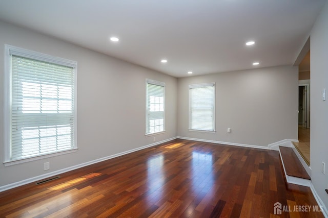 55 Cambridge Way, West Windsor, NJ 08550 - unfurnished room featuring wood finished floors, baseboards, and recessed lighting